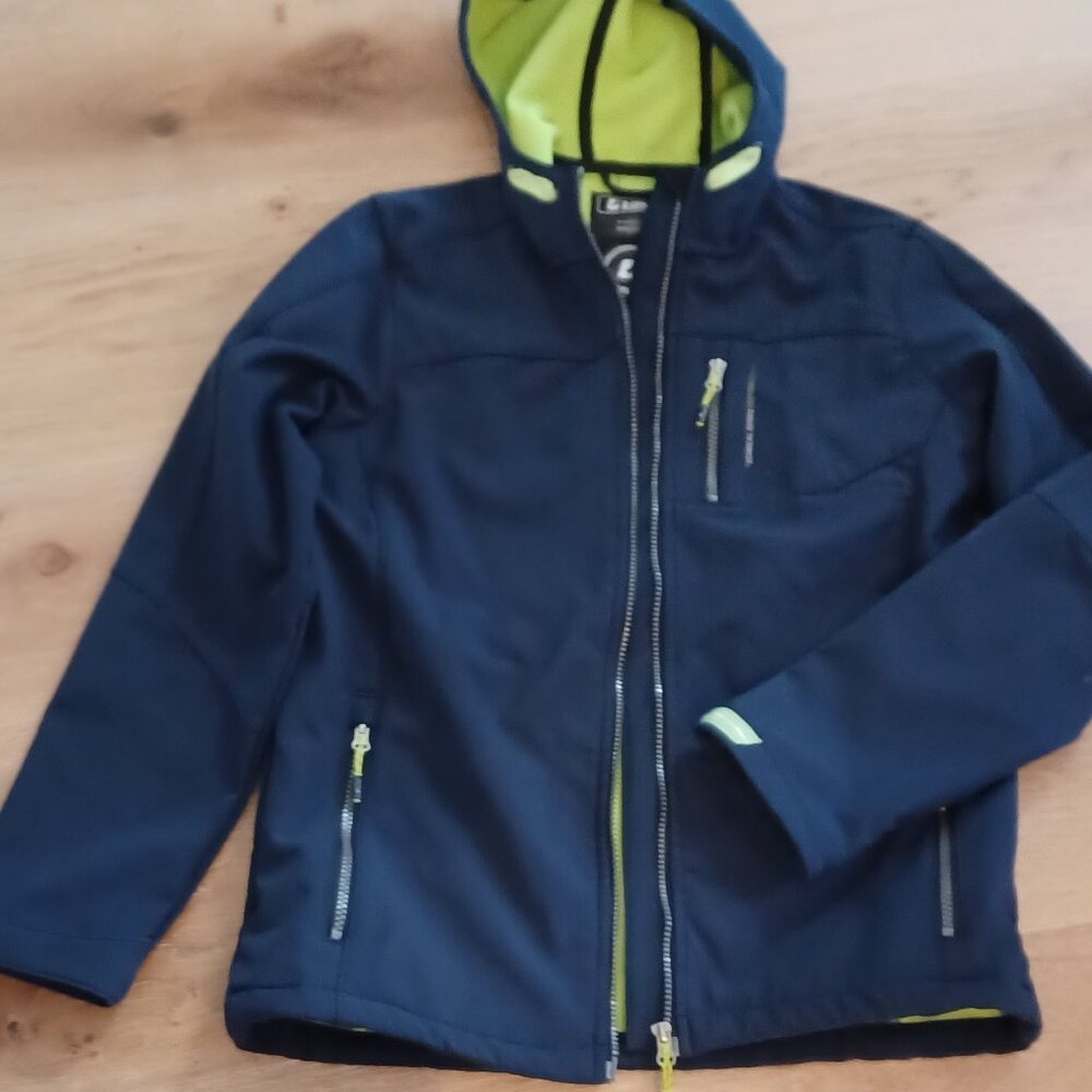 Kiltec. Water resistant windproof jacket youth